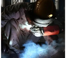 焊工電工操作證快到期了,怎么復(fù)審在南寧市隆安縣哪里辦